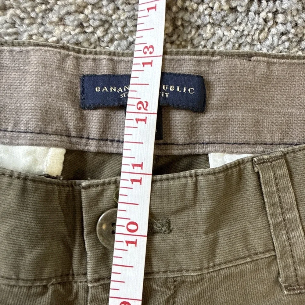 Banana Republic product pair